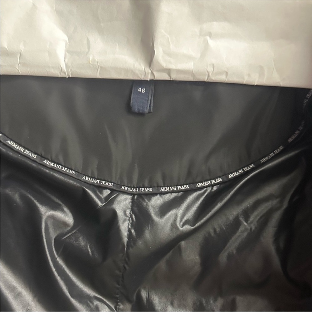 Armani Black Women's Puffer Jacket - Picture 3 of 3